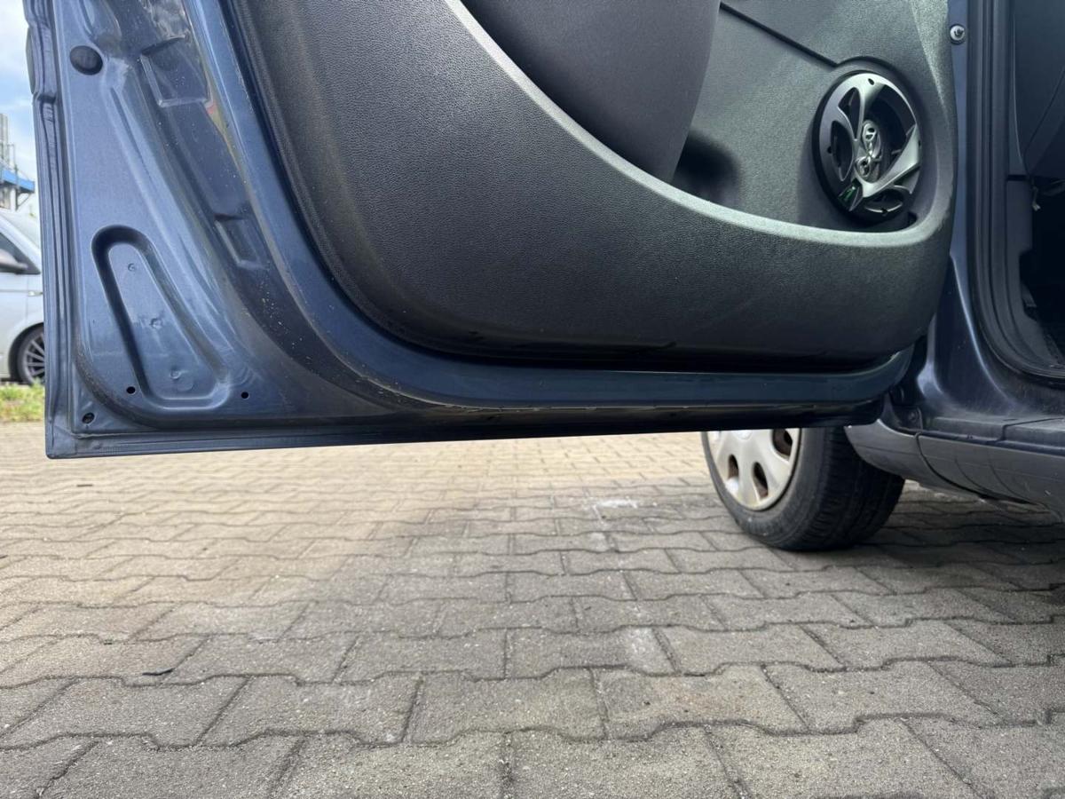 Renault Clio 3 Grandtour original T&uuml;r vorn links TEJ47 Bleu gris Kombi Rohbau Bj.2009